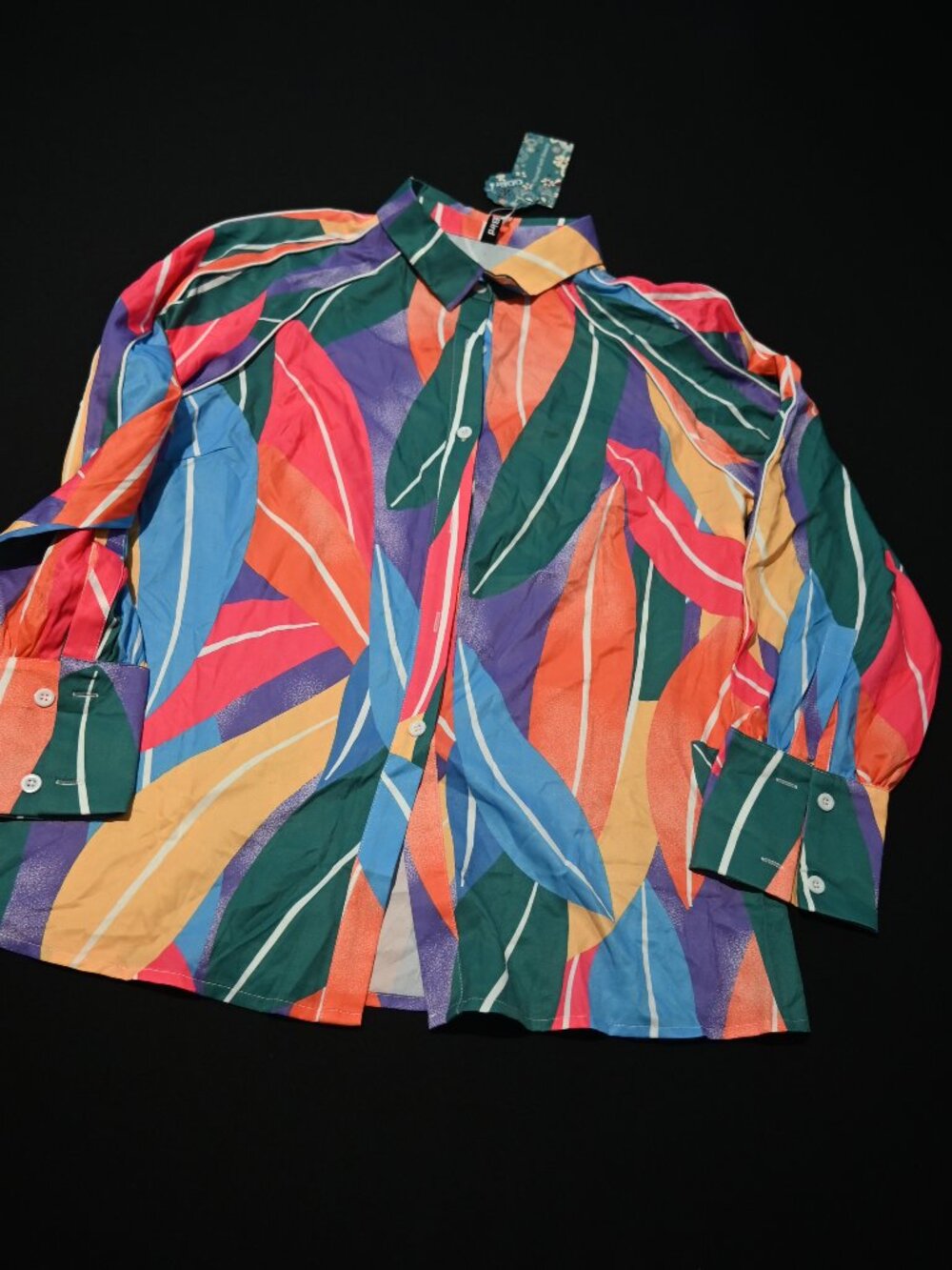 CiCiBird Women's Colorful Tropical Print Button Front Blouse Size Medium NWT